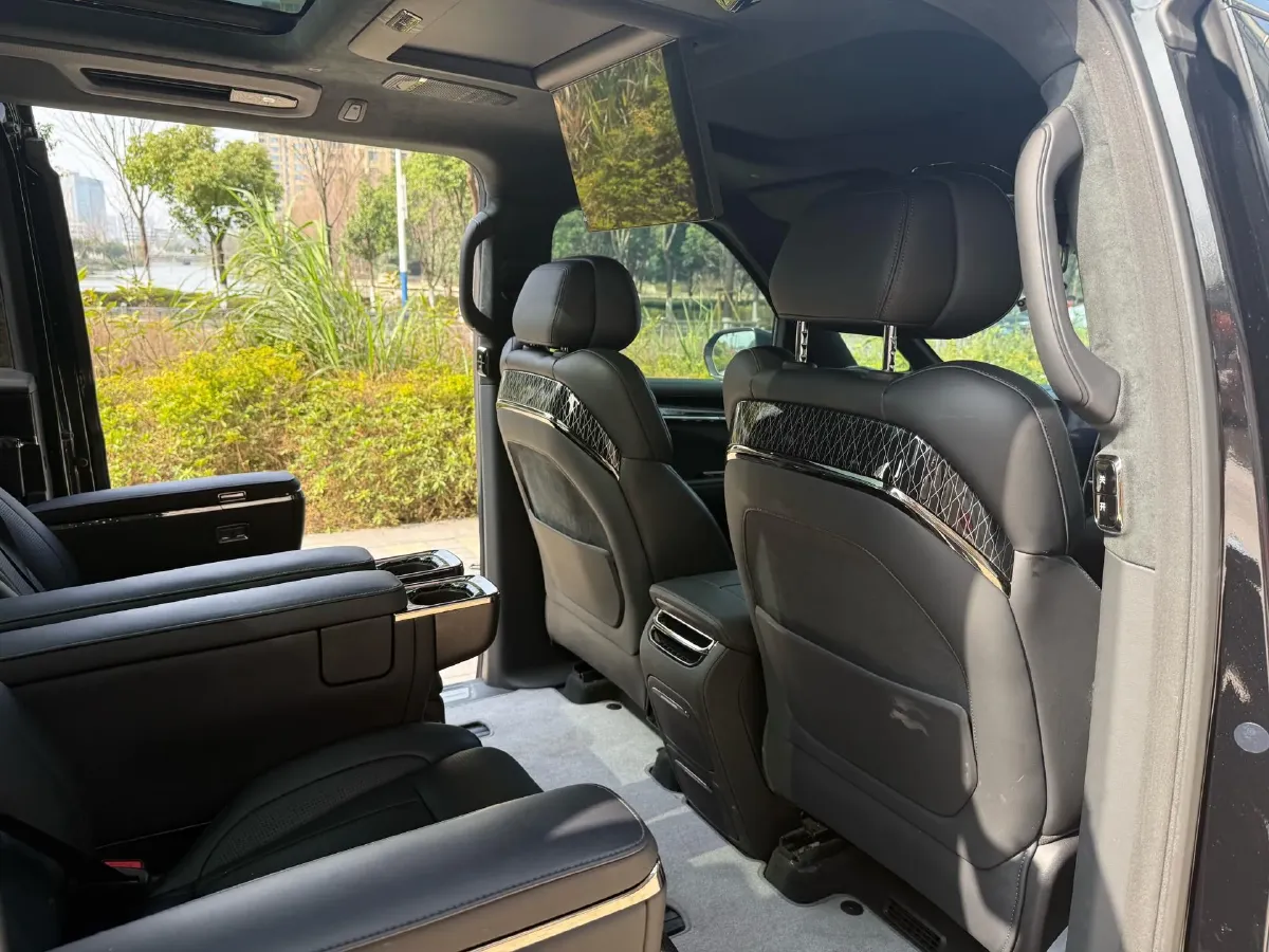 2022 Zeekr 009 BEV 140KWH,autocango,china used car exporter,china ev exporter,chinese used car exporter,chinese used ev exporter