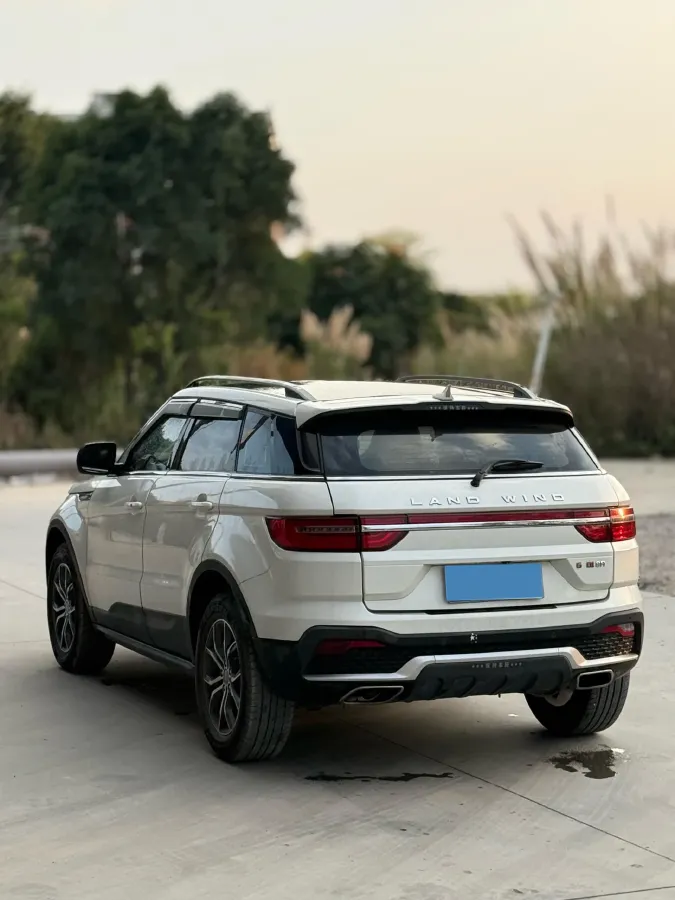 2018 Landwind X7 1.5T 163HP L4 8AT,autocango,china used car exporter,china ev exporter,chinese used car exporter,chinese used ev exporter