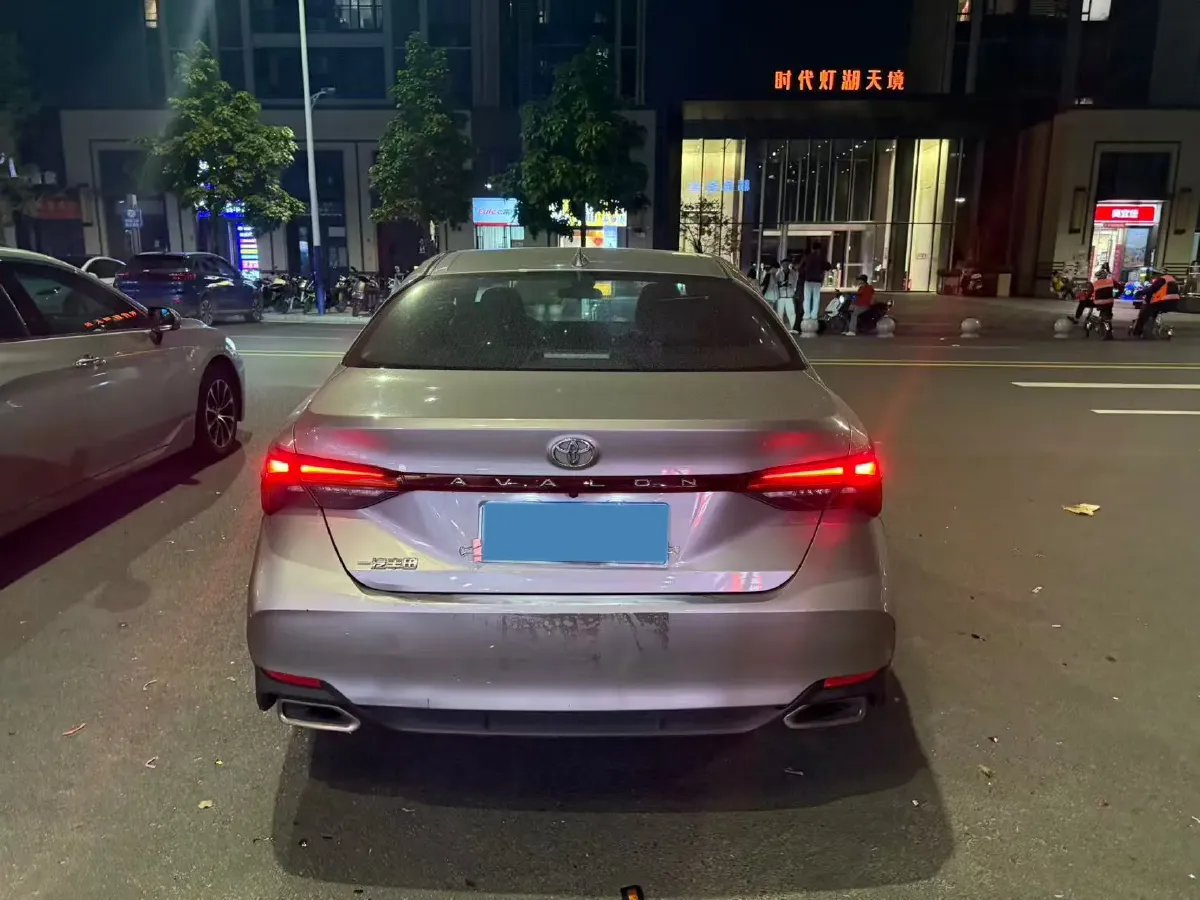 2022 Toyota Avalon 2.0L 178HP L4 CVT,autocango,china used car exporter,china ev exporter,chinese used car exporter,chinese used ev exporter