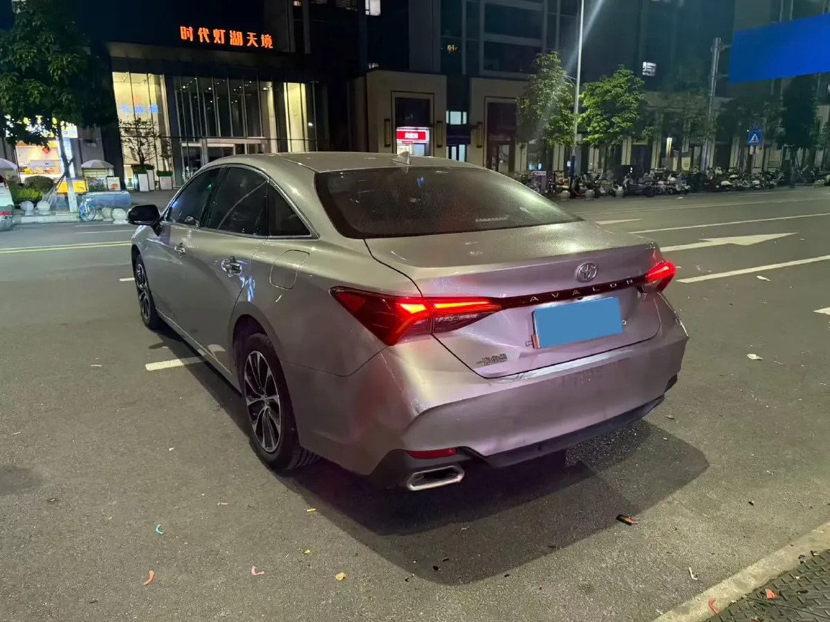 2022 Toyota Avalon 2.0L 178HP L4 CVT,autocango,china used car exporter,china ev exporter,chinese used car exporter,chinese used ev exporter