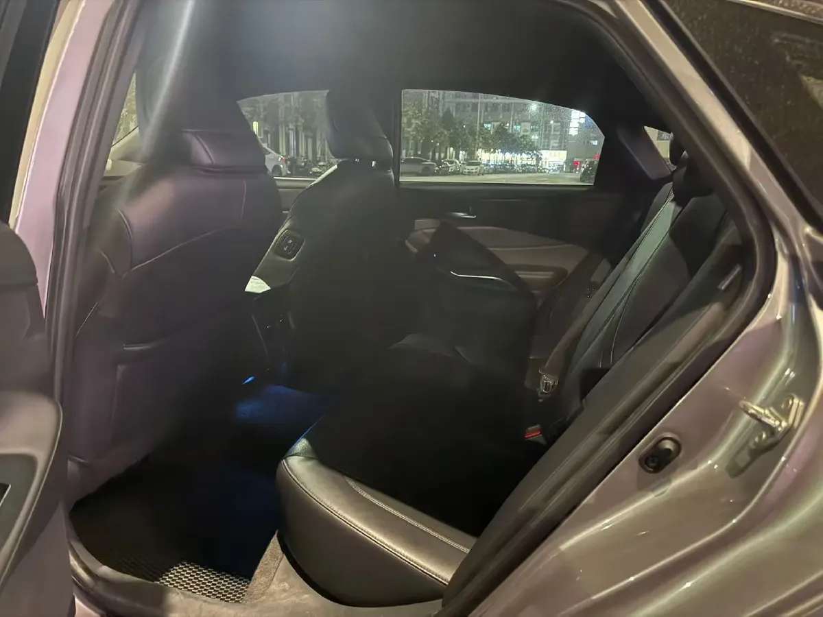 2022 Toyota Avalon 2.0L 178HP L4 CVT,autocango,china used car exporter,china ev exporter,chinese used car exporter,chinese used ev exporter