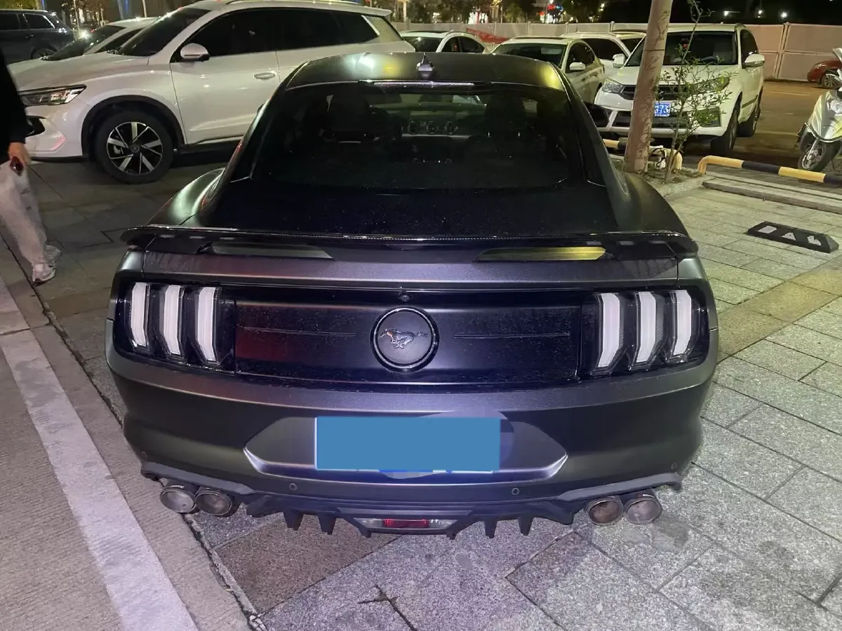 2021 Ford Mustang 2.3T 299HP L4 10AT,autocango,china used car exporter,china ev exporter,chinese used car exporter,chinese used ev exporter