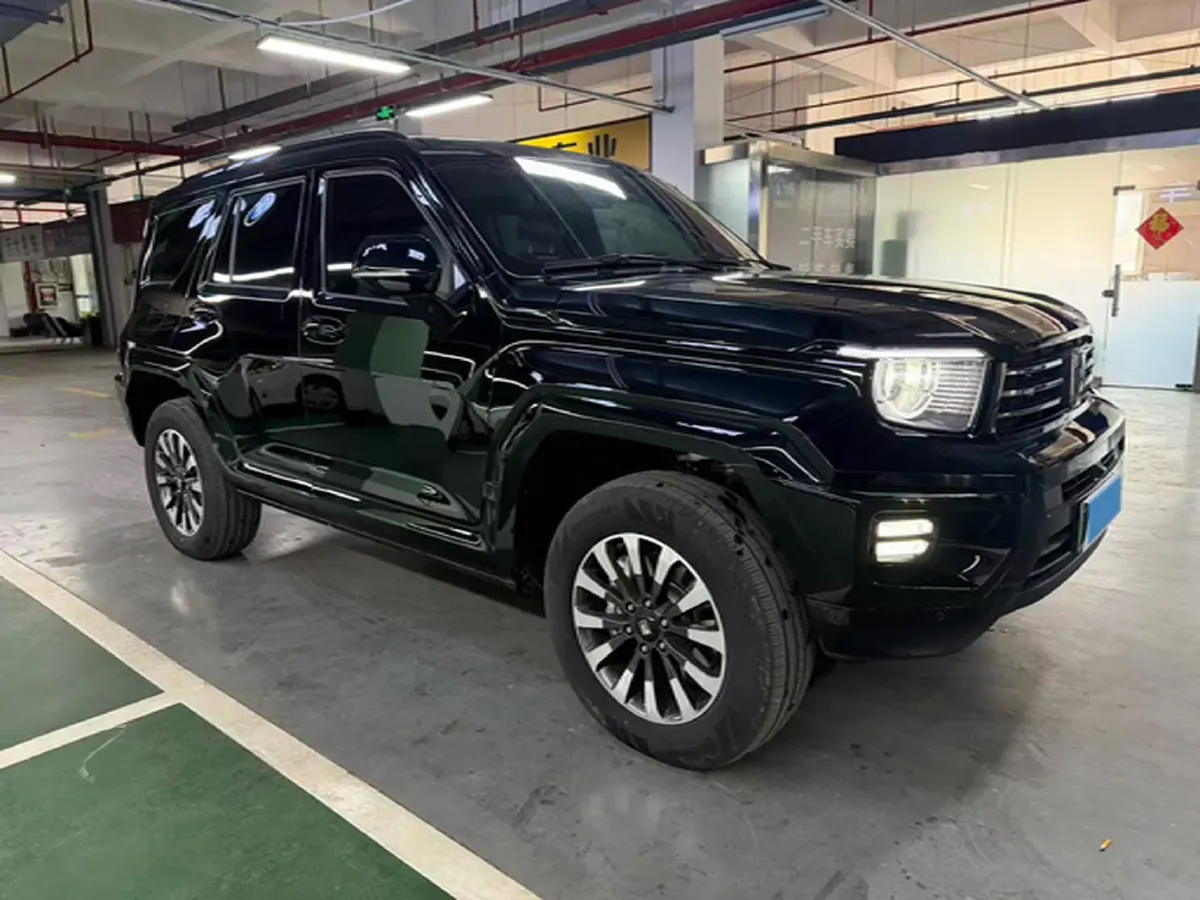 2024 Tank 700 3.0T 360HP V6 9AT PHEV 37.1KWH,autocango,china used car exporter,china ev exporter,chinese used car exporter,chinese used ev exporter