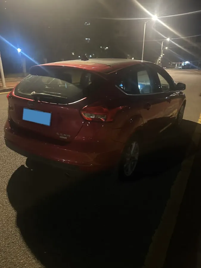 2017 Ford Focus 1.5T 181HP L4 6AT,autocango,china used car exporter,china ev exporter,chinese used car exporter,chinese used ev exporter