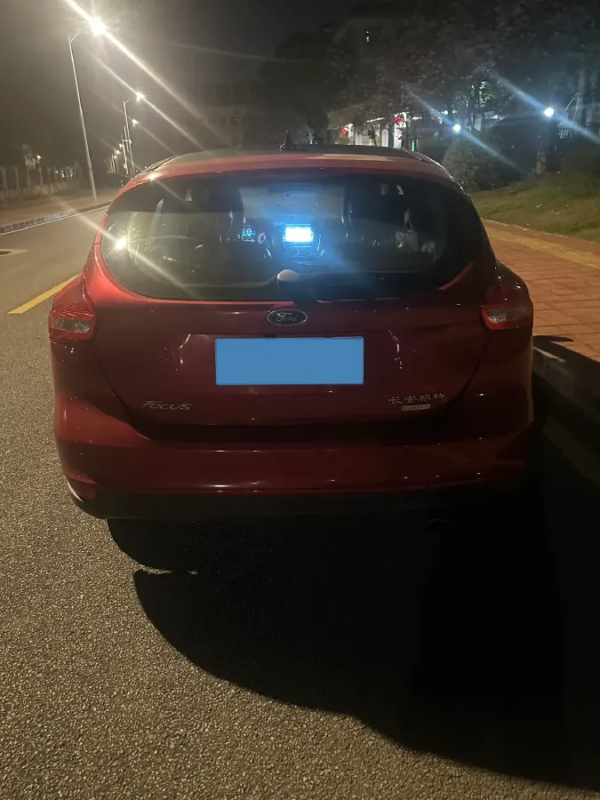 2017 Ford Focus 1.5T 181HP L4 6AT,autocango,china used car exporter,china ev exporter,chinese used car exporter,chinese used ev exporter