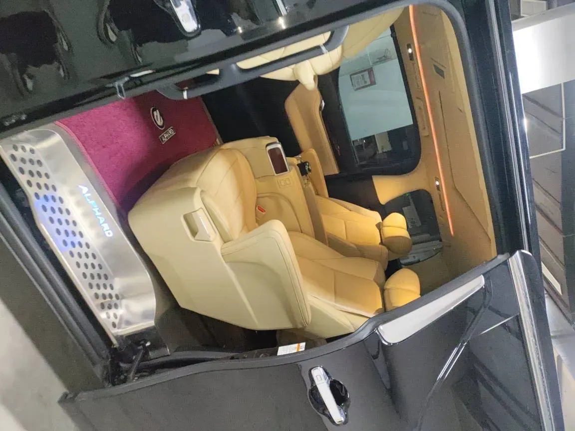 2015 Toyota Alphard 3.5L 275HP V6 6AT,autocango,china used car exporter,china ev exporter,chinese used car exporter,chinese used ev exporter