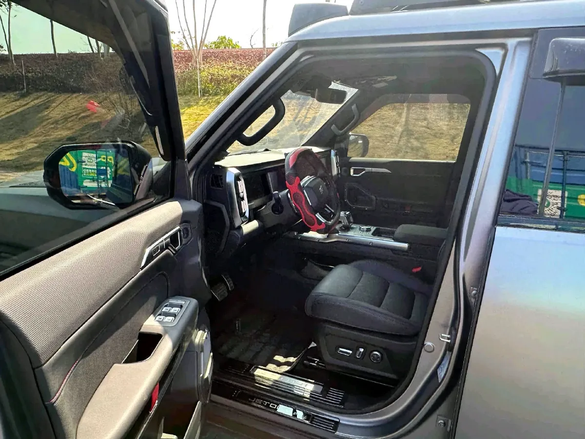 2023 Jetour Traveller 2.0T 254HP L4 7DCT,autocango,china used car exporter,china ev exporter,chinese used car exporter,chinese used ev exporter