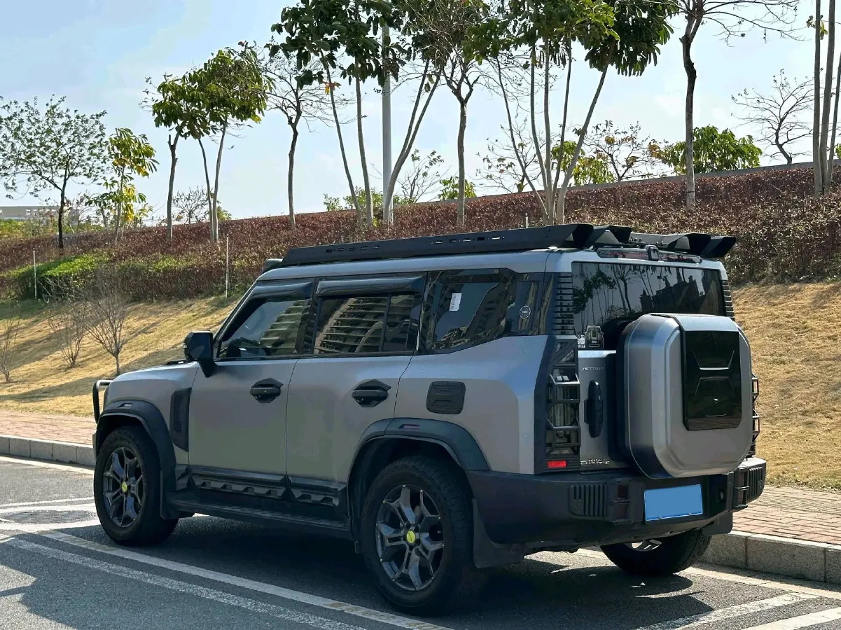 2023 Jetour Traveller 2.0T 254HP L4 7DCT,autocango,china used car exporter,china ev exporter,chinese used car exporter,chinese used ev exporter