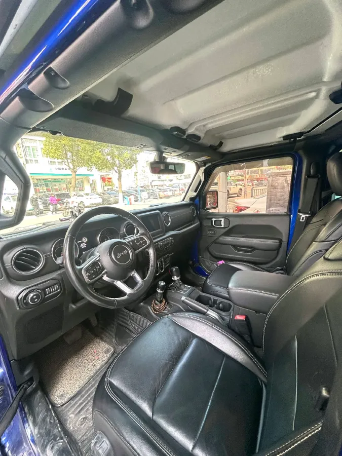 2019 Jeep Wrangler 2.0T 266HP L4 8AT,autocango,china used car exporter,china ev exporter,chinese used car exporter,chinese used ev exporter
