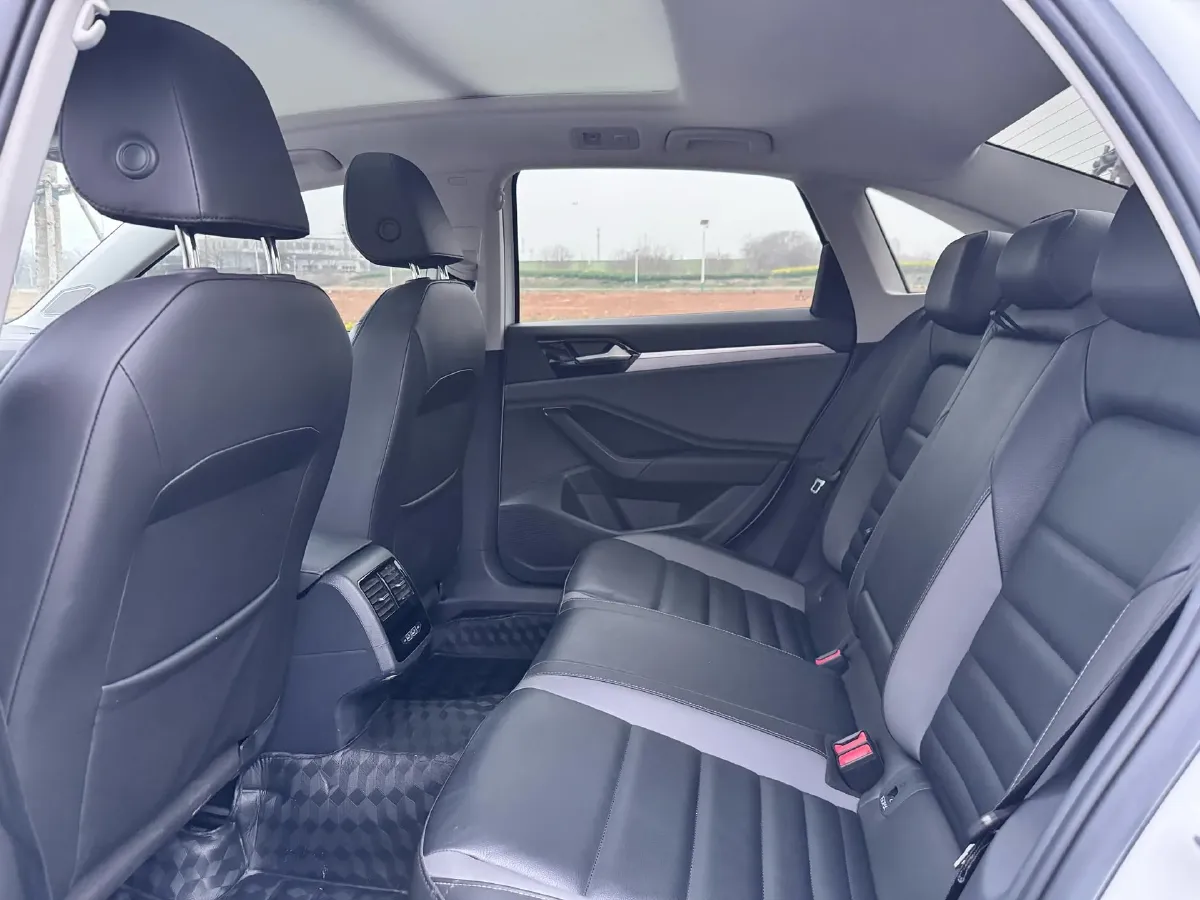 2022 Volkswagen Sagitar 1.4T 150HP L4 7DCT,autocango,china used car exporter,china ev exporter,chinese used car exporter,chinese used ev exporter