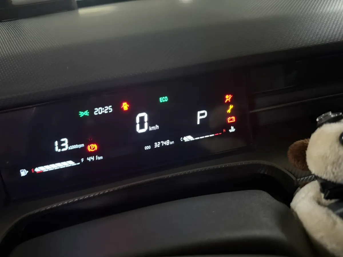 2022 Jetour DASHING 1.6T 197HP L4 7DCT,autocango,china used car exporter,china ev exporter,chinese used car exporter,chinese used ev exporter