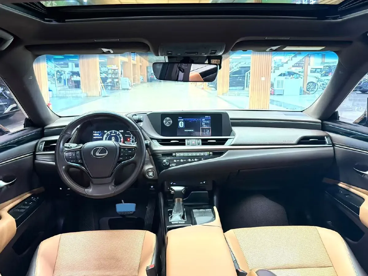 2020 Lexus ES 2.0L 173HP L4 CVT,autocango,china used car exporter,china ev exporter,chinese used car exporter,chinese used ev exporter