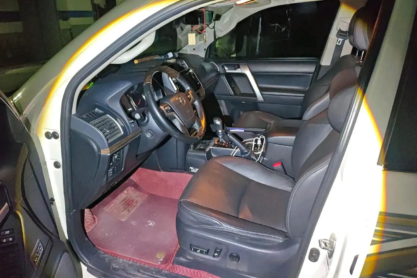 2018 Volvo XC90 2.0T 254HP L4 8AT,autocango,china used car exporter,china ev exporter,chinese used car exporter,chinese used ev exporter