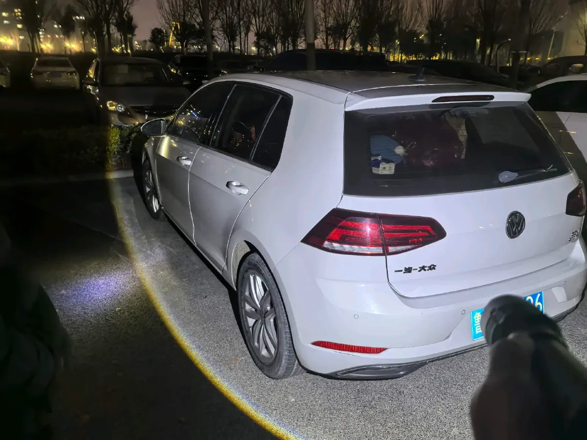 2019 Volkswagen Golf 1.2T 116HP L4 7DCT,autocango,china used car exporter,china ev exporter,chinese used car exporter,chinese used ev exporter