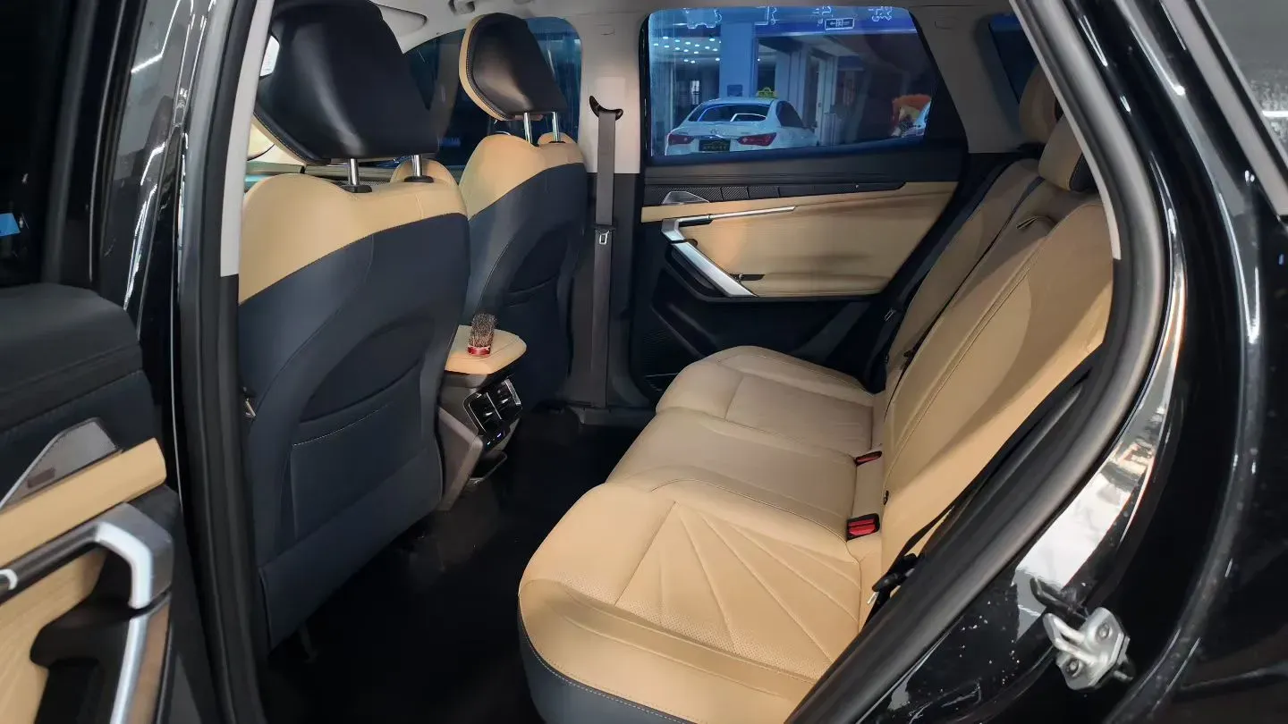 2023 Geely StarRay 2.0T 218HP L4 7DCT,autocango,china used car exporter,china ev exporter,chinese used car exporter,chinese used ev exporter