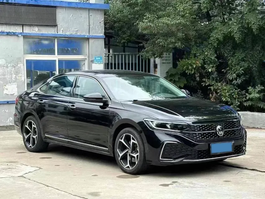 2023 Volkswagen Passat 2.0T 186HP L4 7DCT,autocango,china used car exporter,china ev exporter,chinese used car exporter,chinese used ev exporter