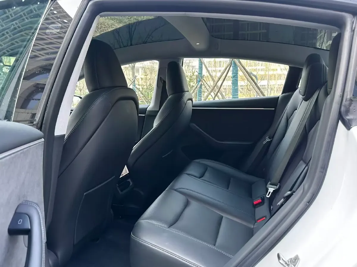 2023 Buick EnvisionPlus 2.0T 237HP L4 9AT,autocango,china used car exporter,china ev exporter,chinese used car exporter,chinese used ev exporter