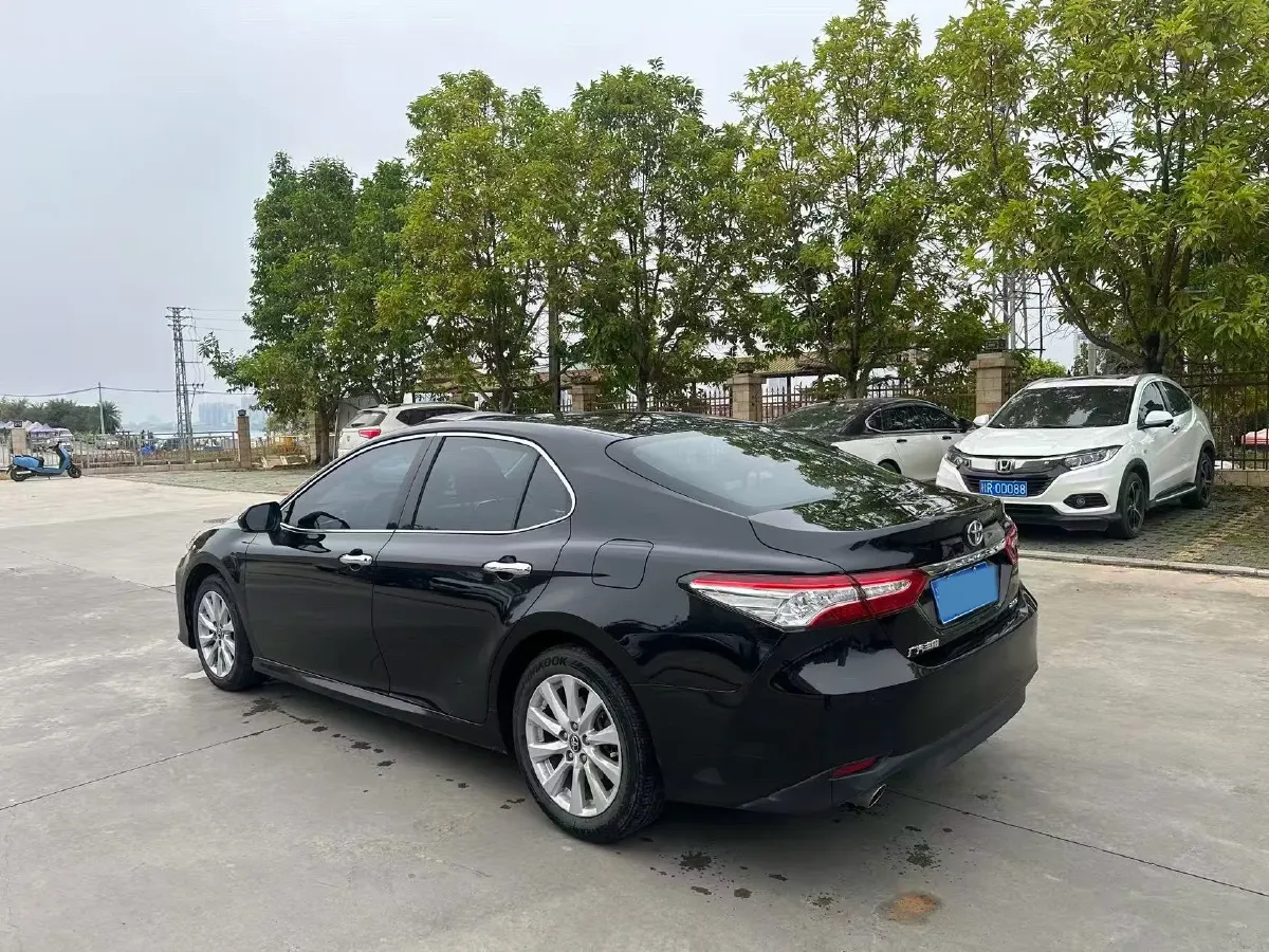 2019 Toyota Camry 2.0L 178HP L4 CVT,autocango,china used car exporter,china ev exporter,chinese used car exporter,chinese used ev exporter