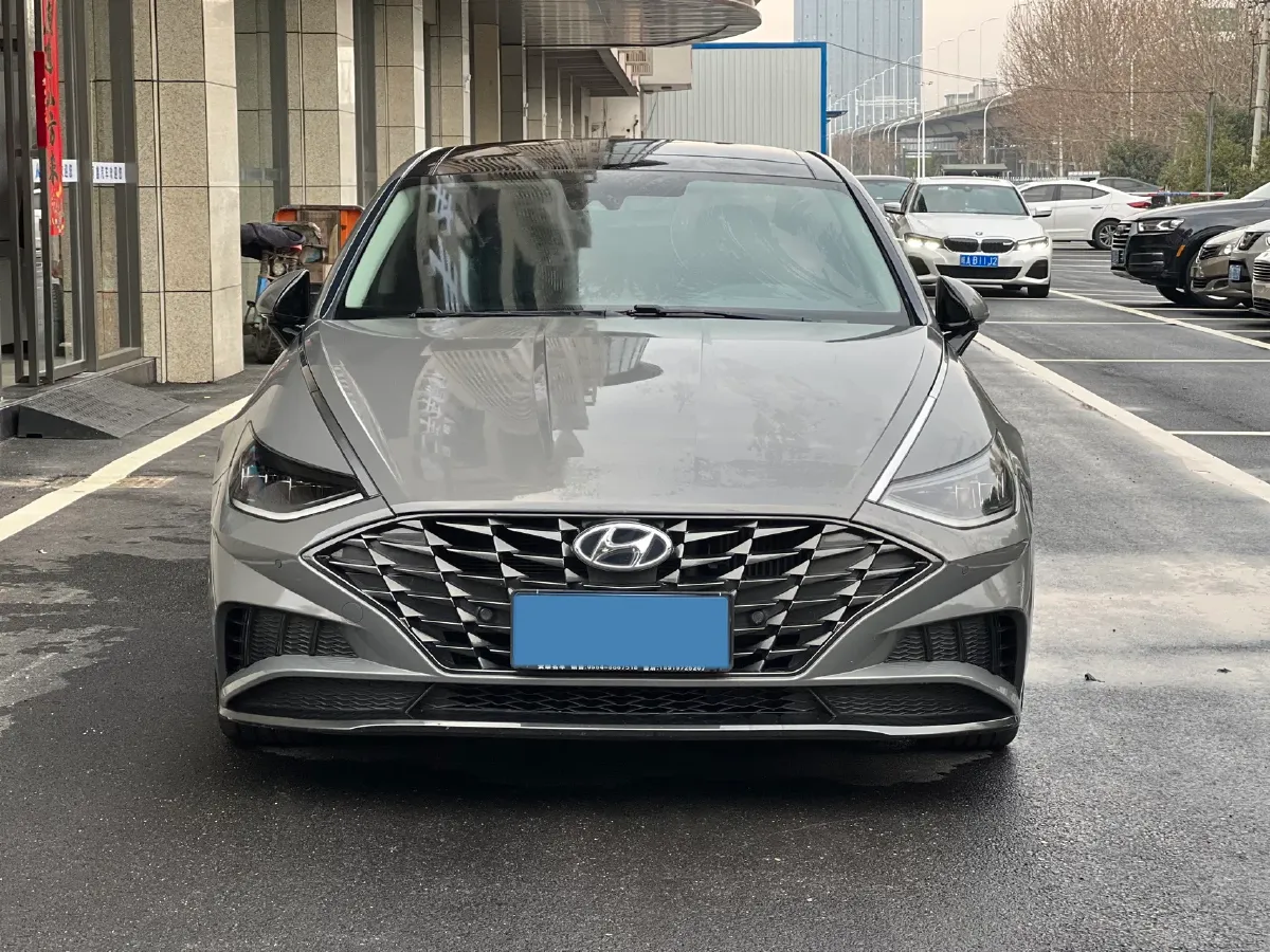 2020 Hyundai Sonata 1.5T 170HP L4 7DCT,autocango,china used car exporter,china ev exporter,chinese used car exporter,chinese used ev exporter