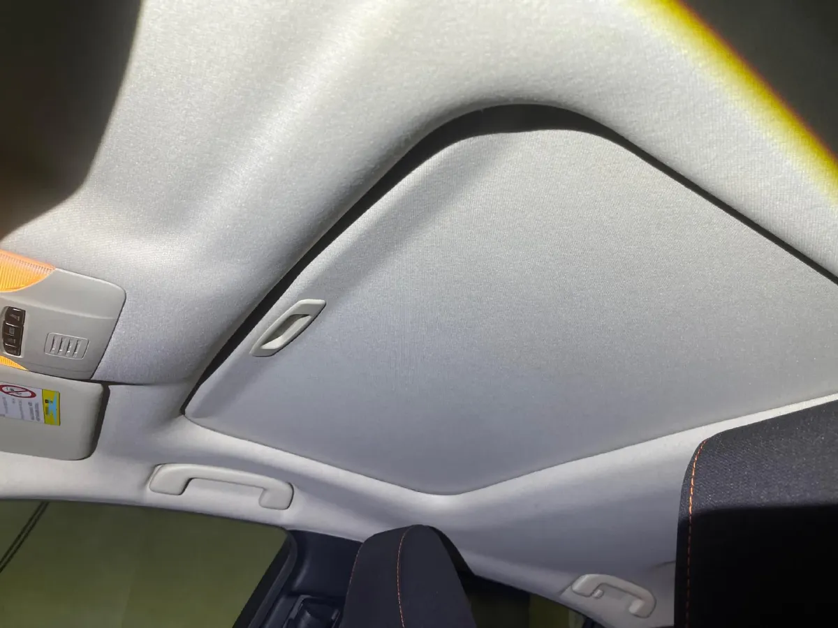 2021 Toyota Corolla 1.2T 116HP L4 CVT,autocango,china used car exporter,china ev exporter,chinese used car exporter,chinese used ev exporter