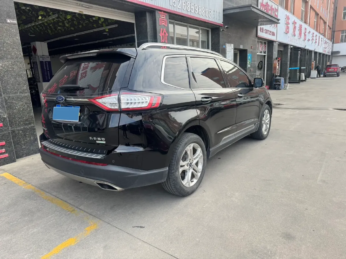 2018 Ford Edge 2.0T 245HP L4 6AT,autocango,china used car exporter,china ev exporter,chinese used car exporter,chinese used ev exporter