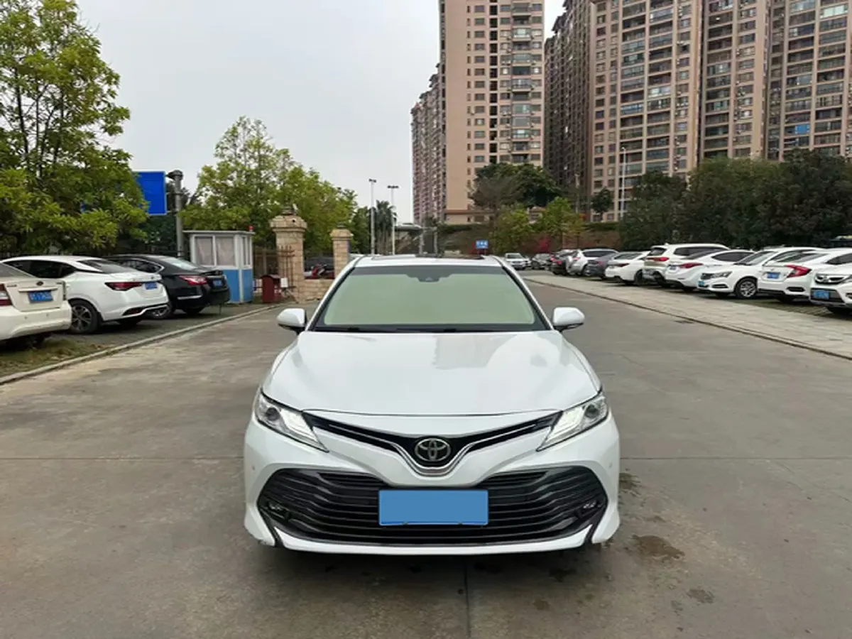 2019 Toyota Camry 2.0L 178HP L4 CVT,autocango,china used car exporter,china ev exporter,chinese used car exporter,chinese used ev exporter