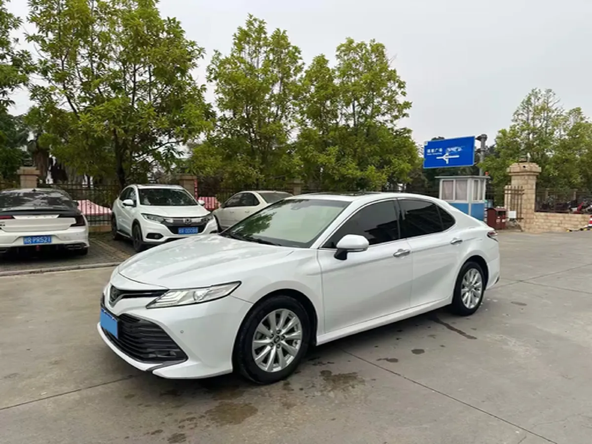 2019 Toyota Camry 2.0L 178HP L4 CVT,autocango,china used car exporter,china ev exporter,chinese used car exporter,chinese used ev exporter