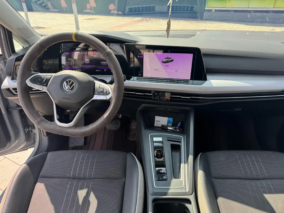 2023 Volkswagen Golf 1.4T 150HP L4 7DCT,autocango,china used car exporter,china ev exporter,chinese used car exporter,chinese used ev exporter