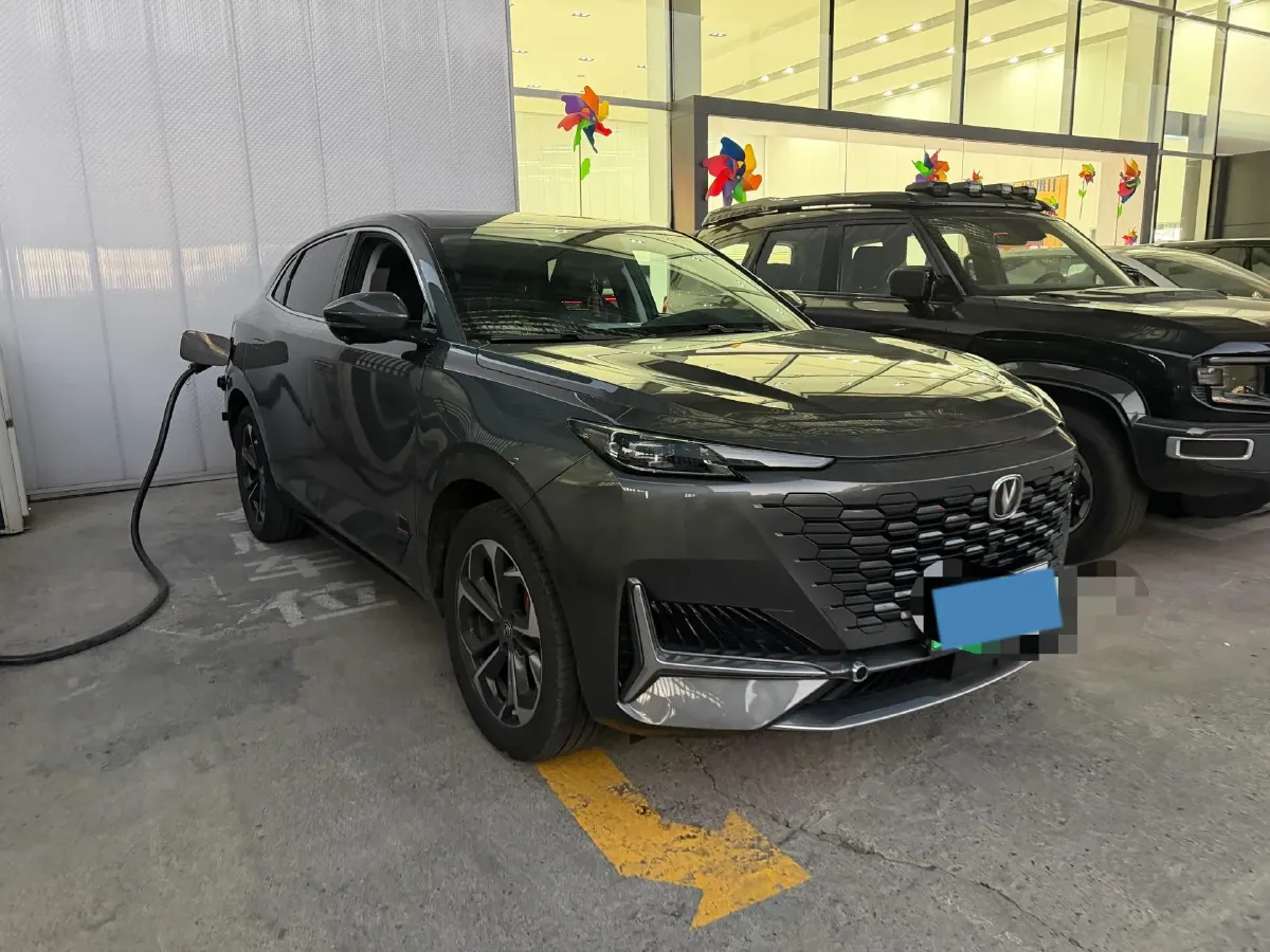 2022 Bestune T99 2.0T 224HP L4 6AT,autocango,china used car exporter,china ev exporter,chinese used car exporter,chinese used ev exporter