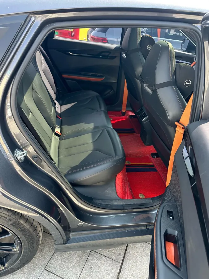 2023 ChangAn UNI-V 1.5T 188HP L4 7DCT,autocango,china used car exporter,china ev exporter,chinese used car exporter,chinese used ev exporter