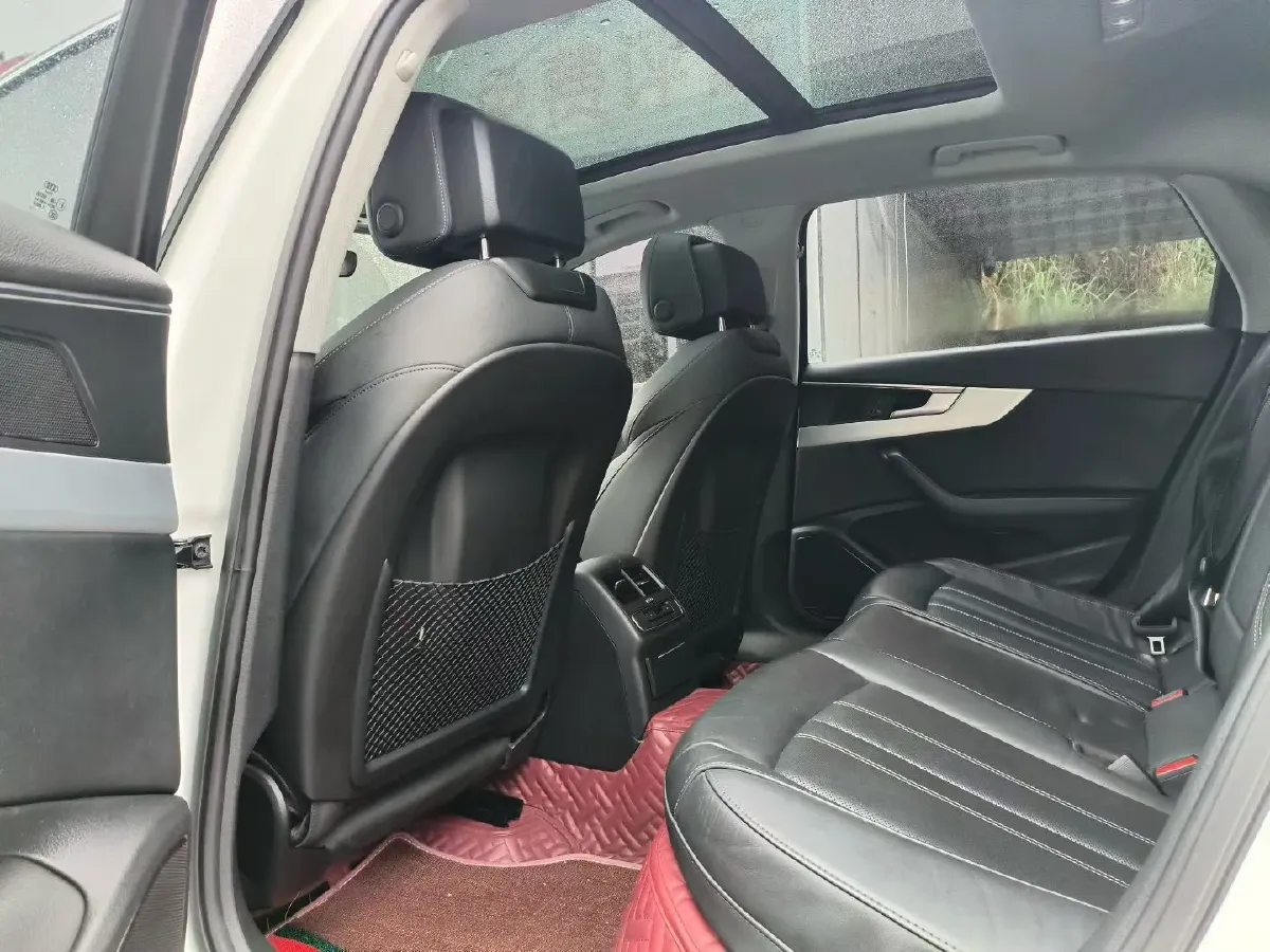 2020 Audi A4L 2.0T 190HP L4 7DCT,autocango,china used car exporter,china ev exporter,chinese used car exporter,chinese used ev exporter