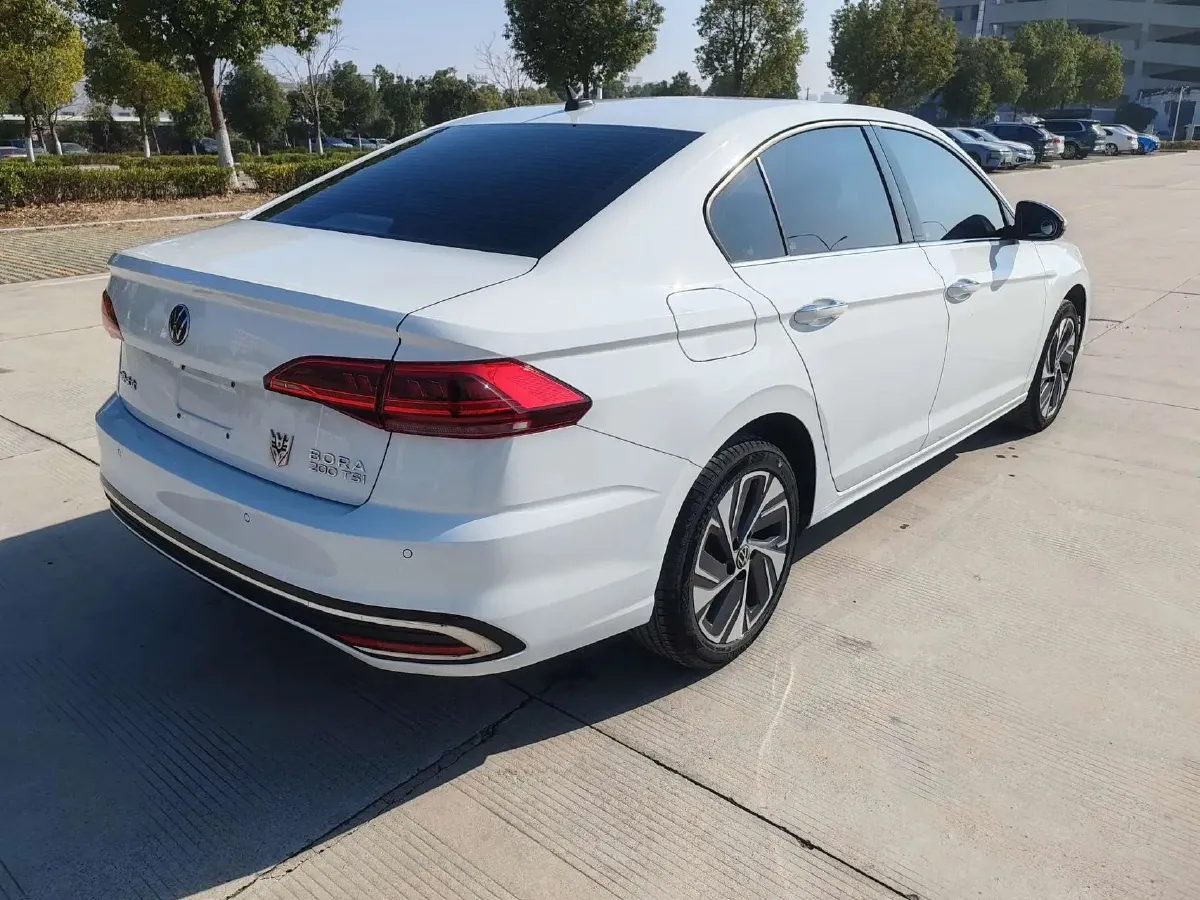 2023 Volkswagen Bora 1.2T 116HP L4 7DCT,autocango,china used car exporter,china ev exporter,chinese used car exporter,chinese used ev exporter