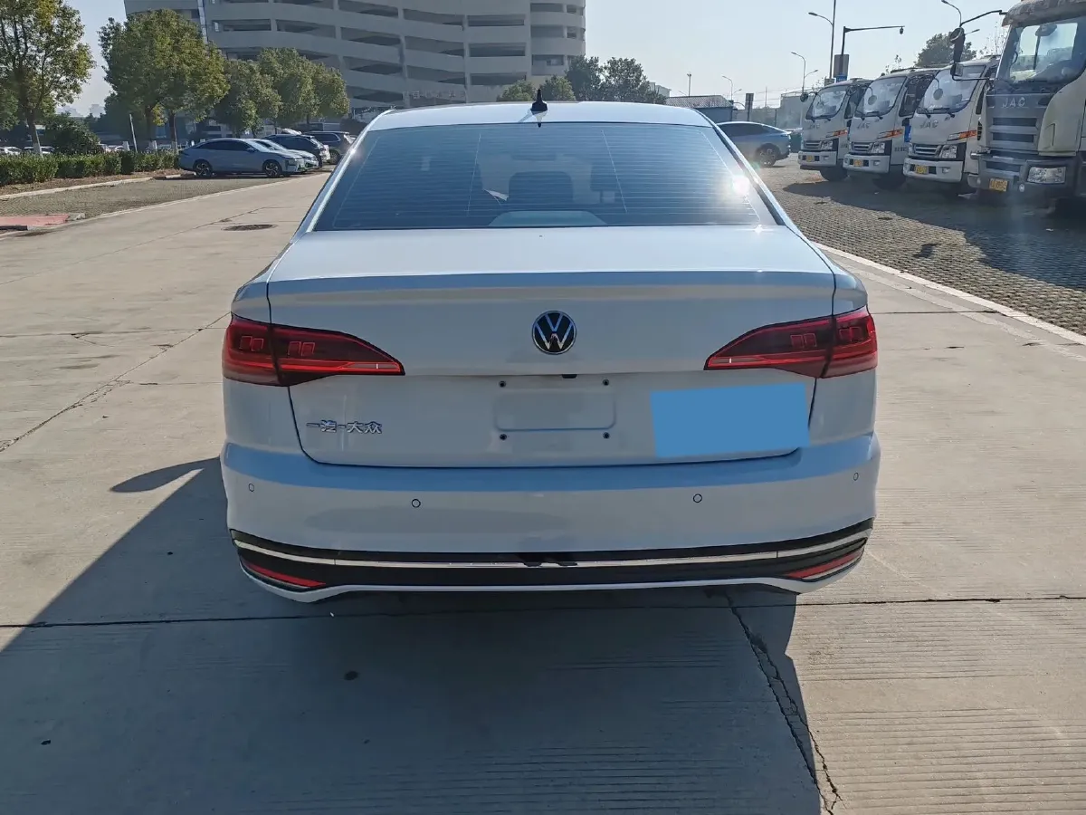 2023 Volkswagen Bora 1.2T 116HP L4 7DCT,autocango,china used car exporter,china ev exporter,chinese used car exporter,chinese used ev exporter