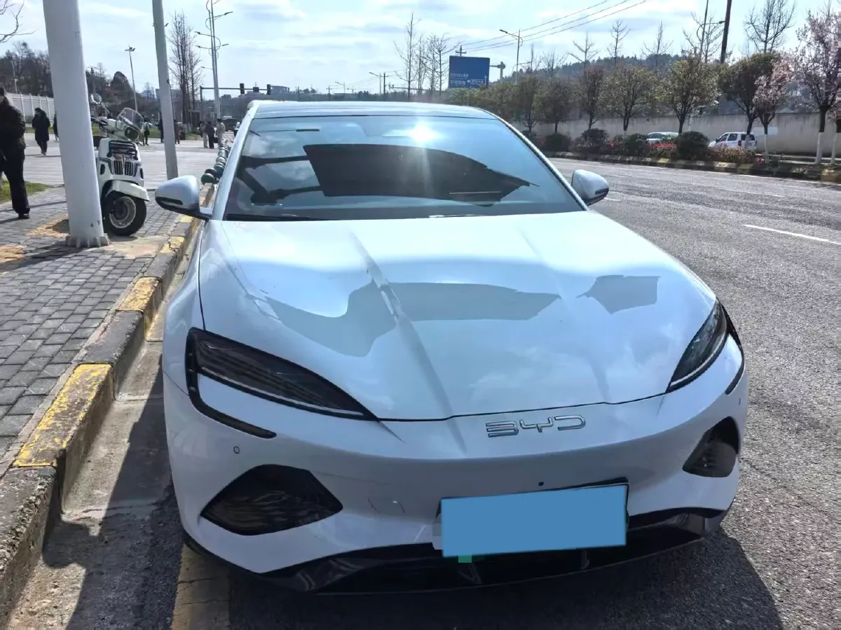 2022 MAXUS DaJia 5 BEV 70KWH,autocango,china used car exporter,china ev exporter,chinese used car exporter,chinese used ev exporter