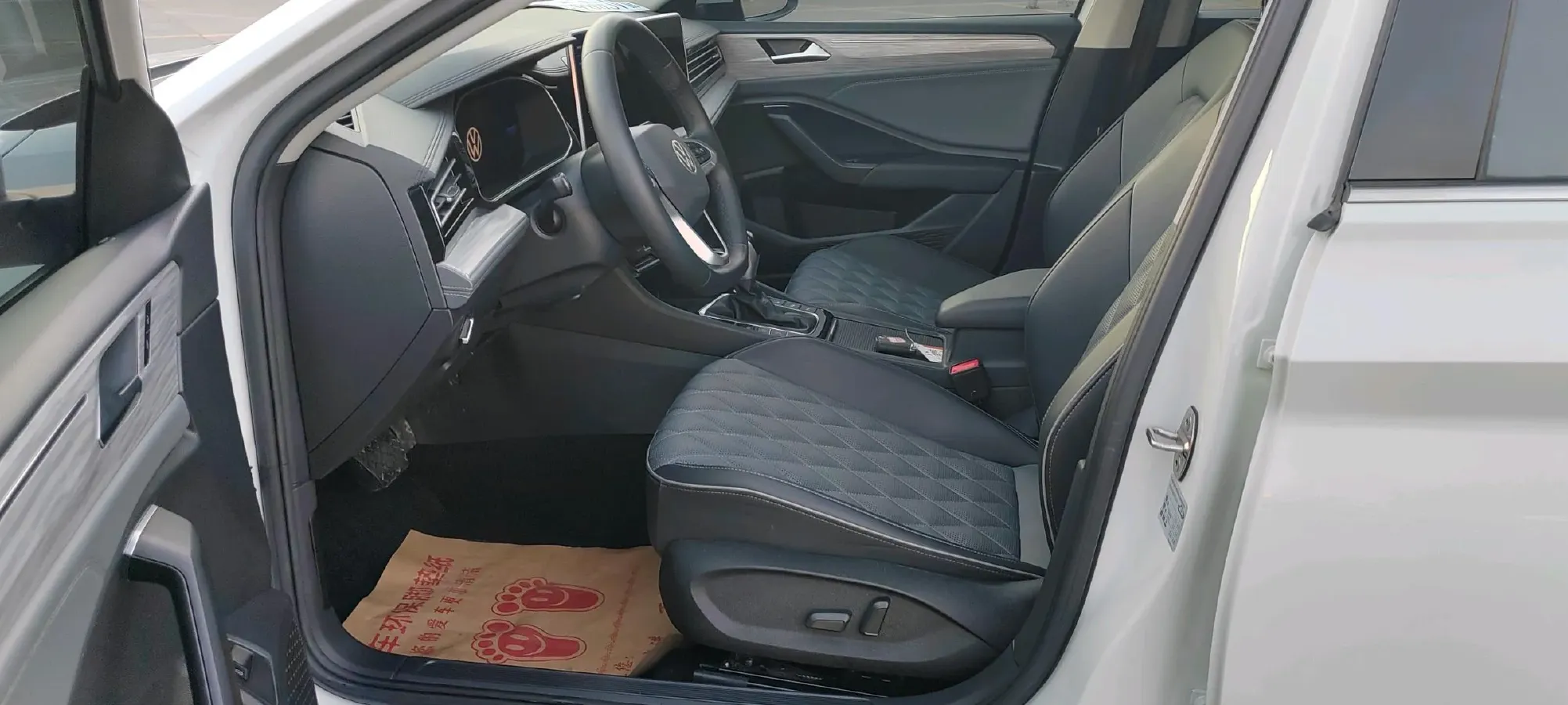 2023 Volkswagen Sagitar 1.4T 150HP L4 7DCT,autocango,china used car exporter,china ev exporter,chinese used car exporter,chinese used ev exporter