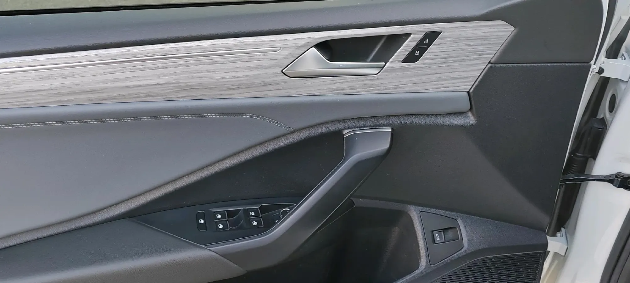 2023 Volkswagen Sagitar 1.4T 150HP L4 7DCT,autocango,china used car exporter,china ev exporter,chinese used car exporter,chinese used ev exporter