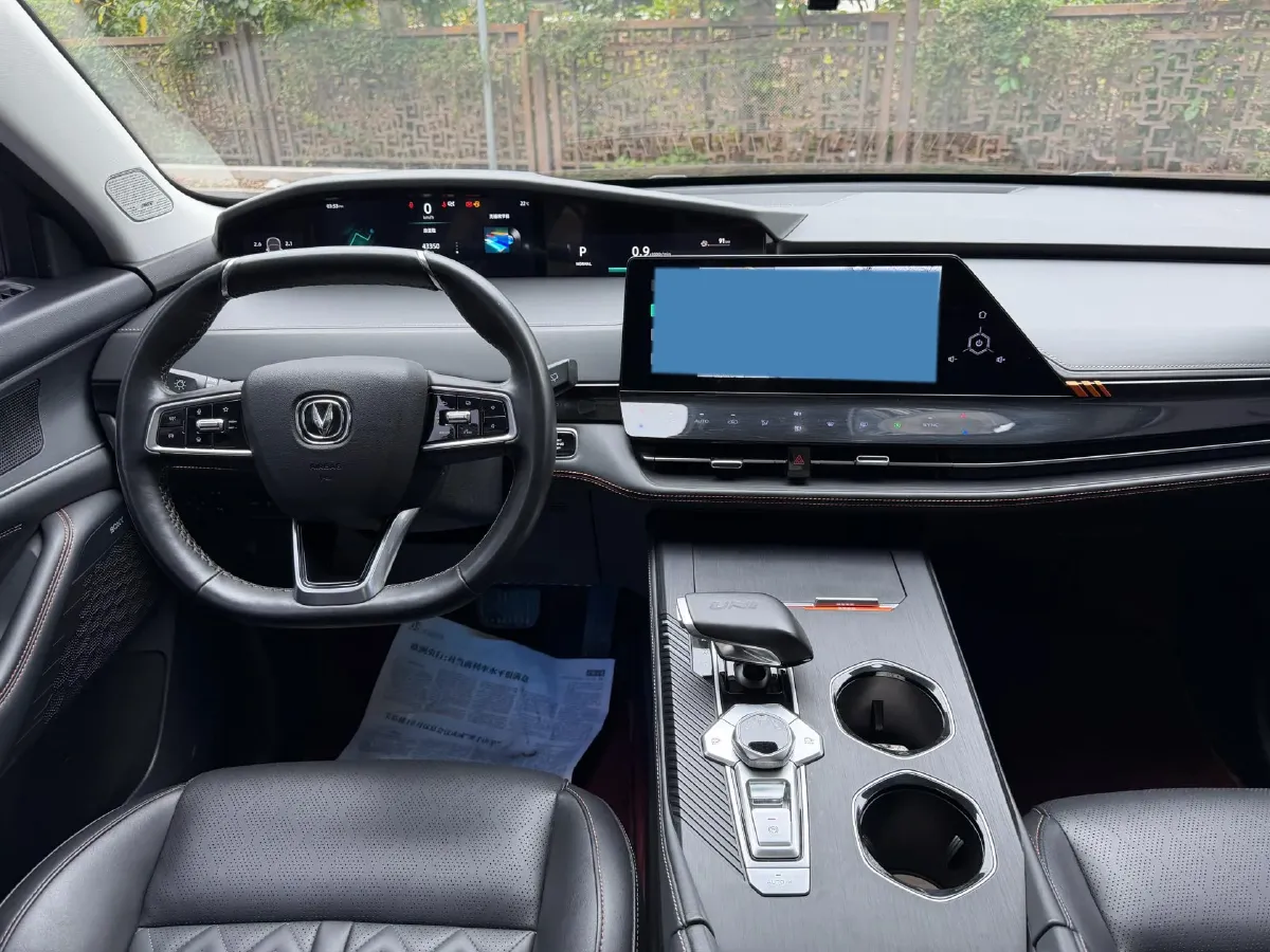 2021 ChangAn UNI-K 2.0T 233HP L4 8AT,autocango,china used car exporter,china ev exporter,chinese used car exporter,chinese used ev exporter