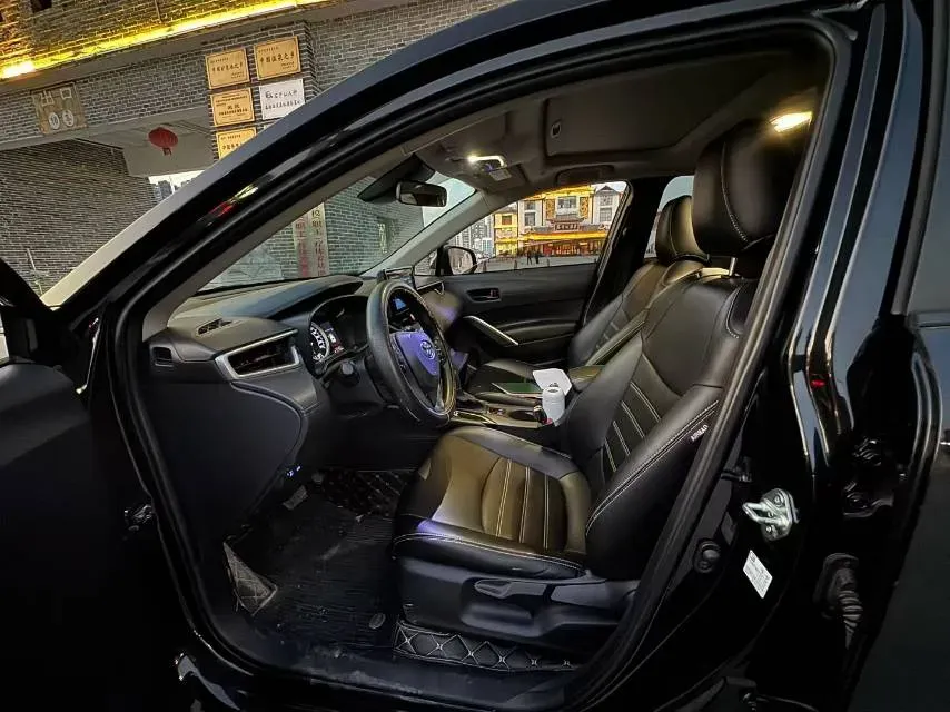 2023 Toyota Corolla Cross 2.0L 171HP L4 CVT,autocango,china used car exporter,china ev exporter,chinese used car exporter,chinese used ev exporter