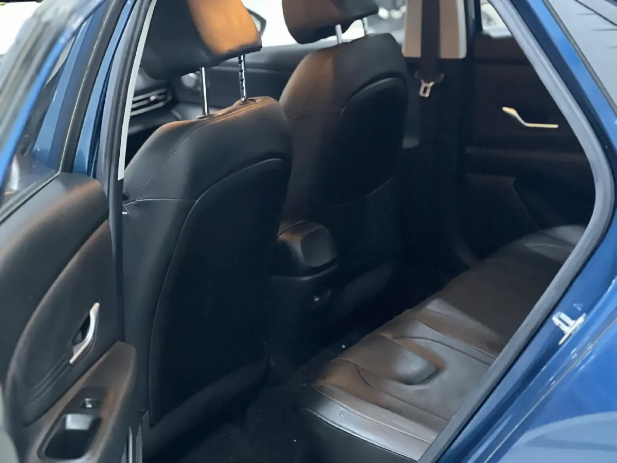 2021 Hyundai Elantra 1.5L 115HP L4 CVT,autocango,china used car exporter,china ev exporter,chinese used car exporter,chinese used ev exporter