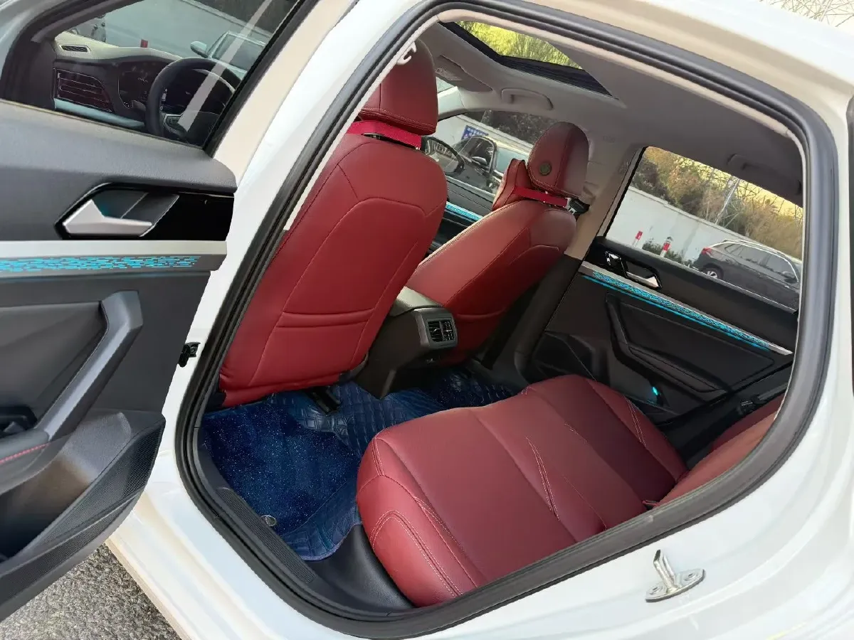 2024 Volkswagen Lavida 1.5T 160HP L4 7DCT,autocango,china used car exporter,china ev exporter,chinese used car exporter,chinese used ev exporter