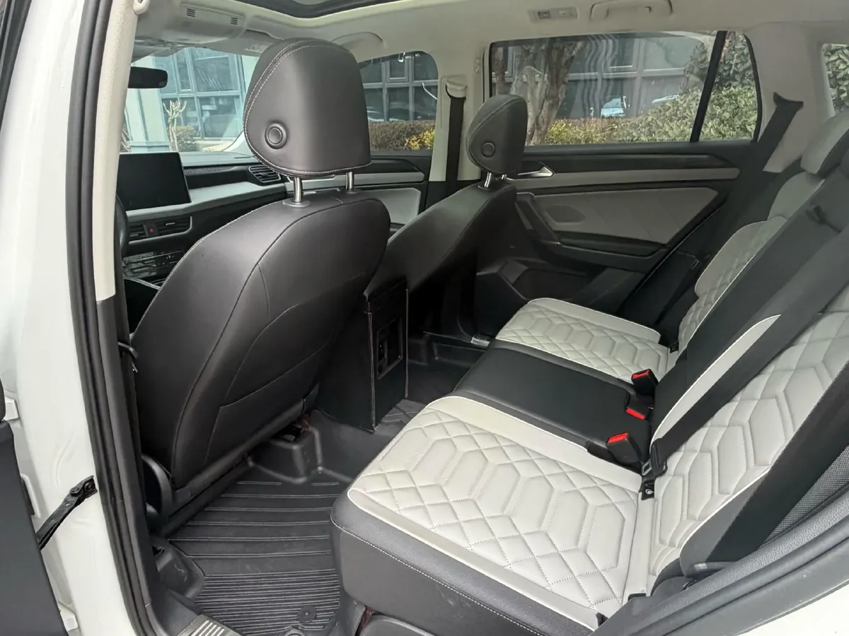 2023 Volkswagen Tayron 1.5T 160HP L4 7DCT,autocango,china used car exporter,china ev exporter,chinese used car exporter,chinese used ev exporter