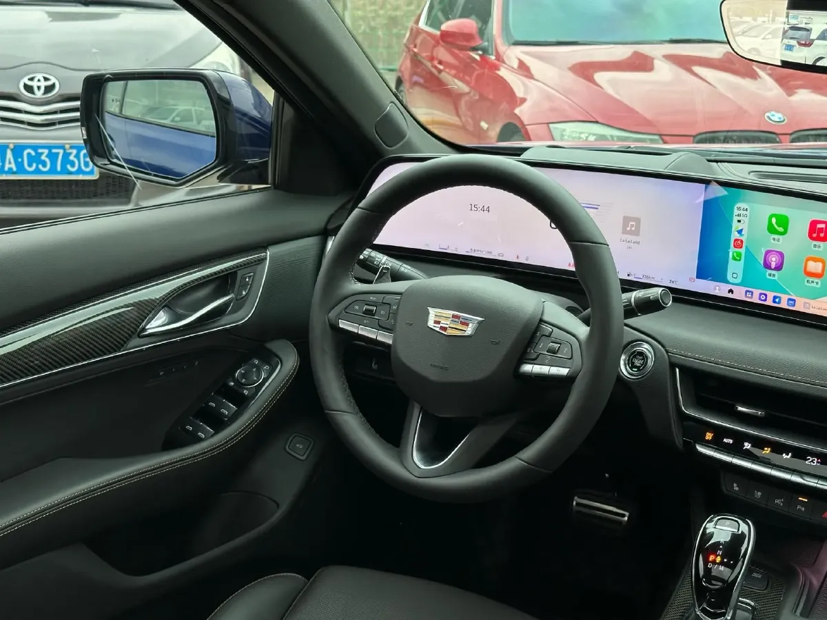 2024 Cadillac CT5 2.0T 237HP L4 10AT,autocango,china used car exporter,china ev exporter,chinese used car exporter,chinese used ev exporter