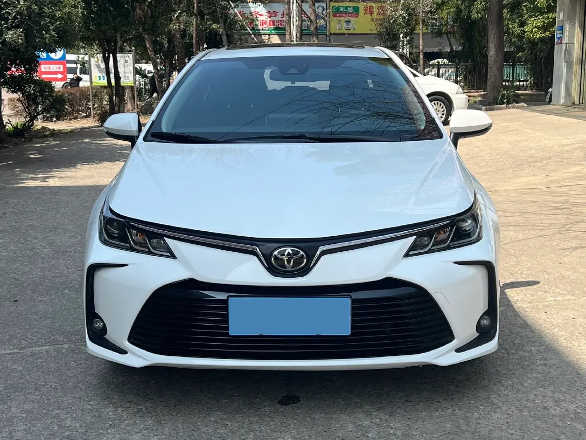 2022 Toyota Corolla 1.2T 116HP L4 CVT,autocango,china used car exporter,china ev exporter,chinese used car exporter,chinese used ev exporter