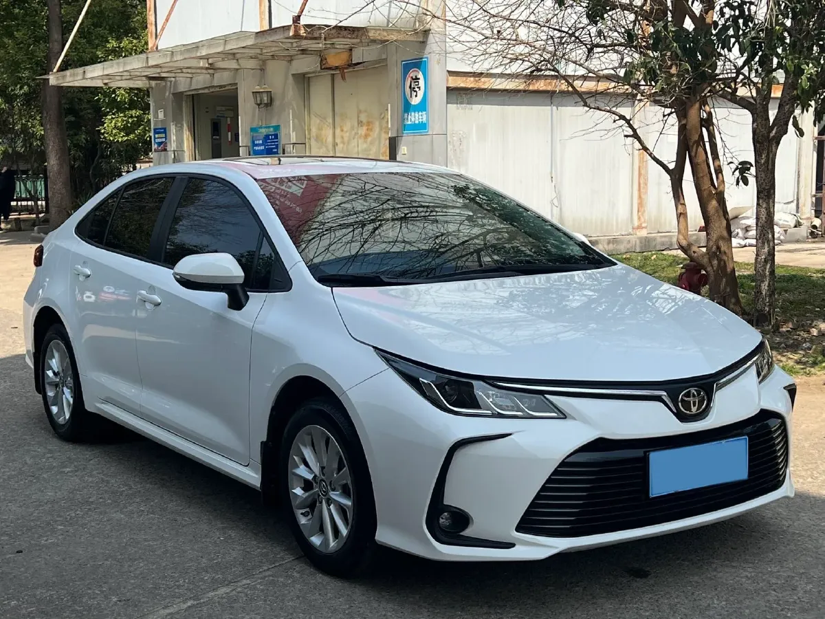 2022 Toyota Corolla 1.2T 116HP L4 CVT,autocango,china used car exporter,china ev exporter,chinese used car exporter,chinese used ev exporter