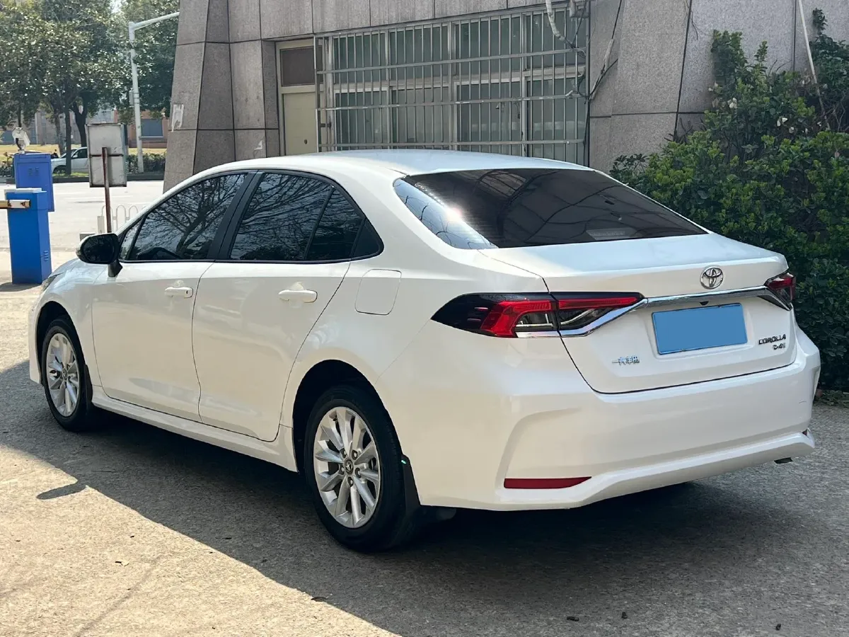 2022 Toyota Corolla 1.2T 116HP L4 CVT,autocango,china used car exporter,china ev exporter,chinese used car exporter,chinese used ev exporter