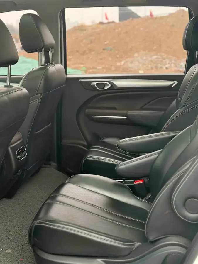 2021 GAC Trumpchi M6 1.5T 169HP L4 7DCT,autocango,china used car exporter,china ev exporter,chinese used car exporter,chinese used ev exporter