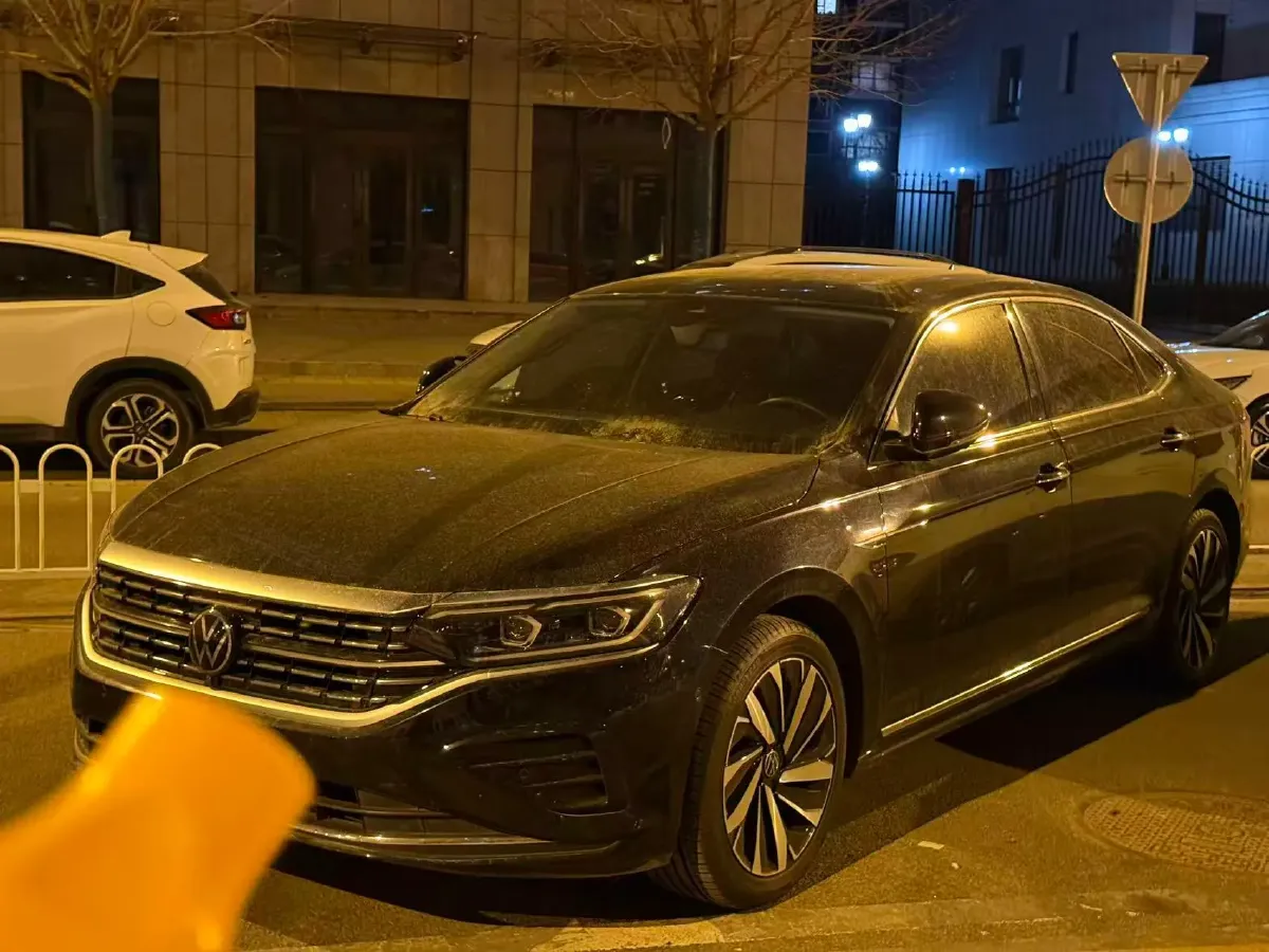 2023 Volkswagen Passat 2.0T 186HP L4 7DCT,autocango,china used car exporter,china ev exporter,chinese used car exporter,chinese used ev exporter
