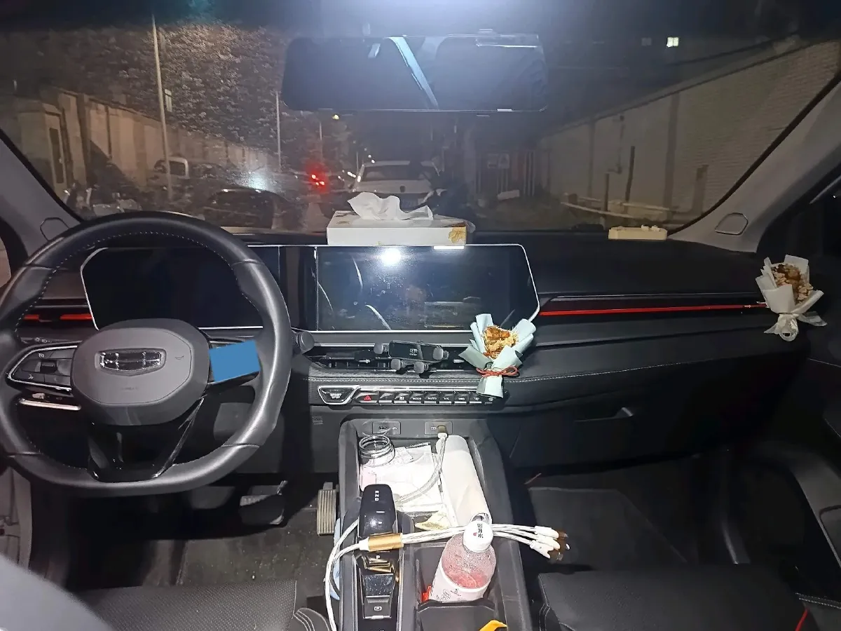 2022 Geely Binray 1.5T 181HP L4 7DCT,autocango,china used car exporter,china ev exporter,chinese used car exporter,chinese used ev exporter