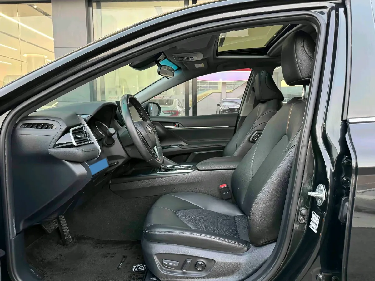 2021 Toyota Camry 2.0L 178HP L4 CVT,autocango,china used car exporter,china ev exporter,chinese used car exporter,chinese used ev exporter