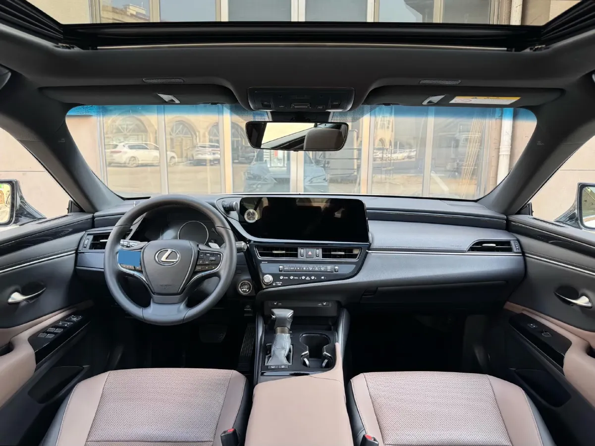 2023 Lexus ES 2.0L 173HP L4 CVT,autocango,china used car exporter,china ev exporter,chinese used car exporter,chinese used ev exporter